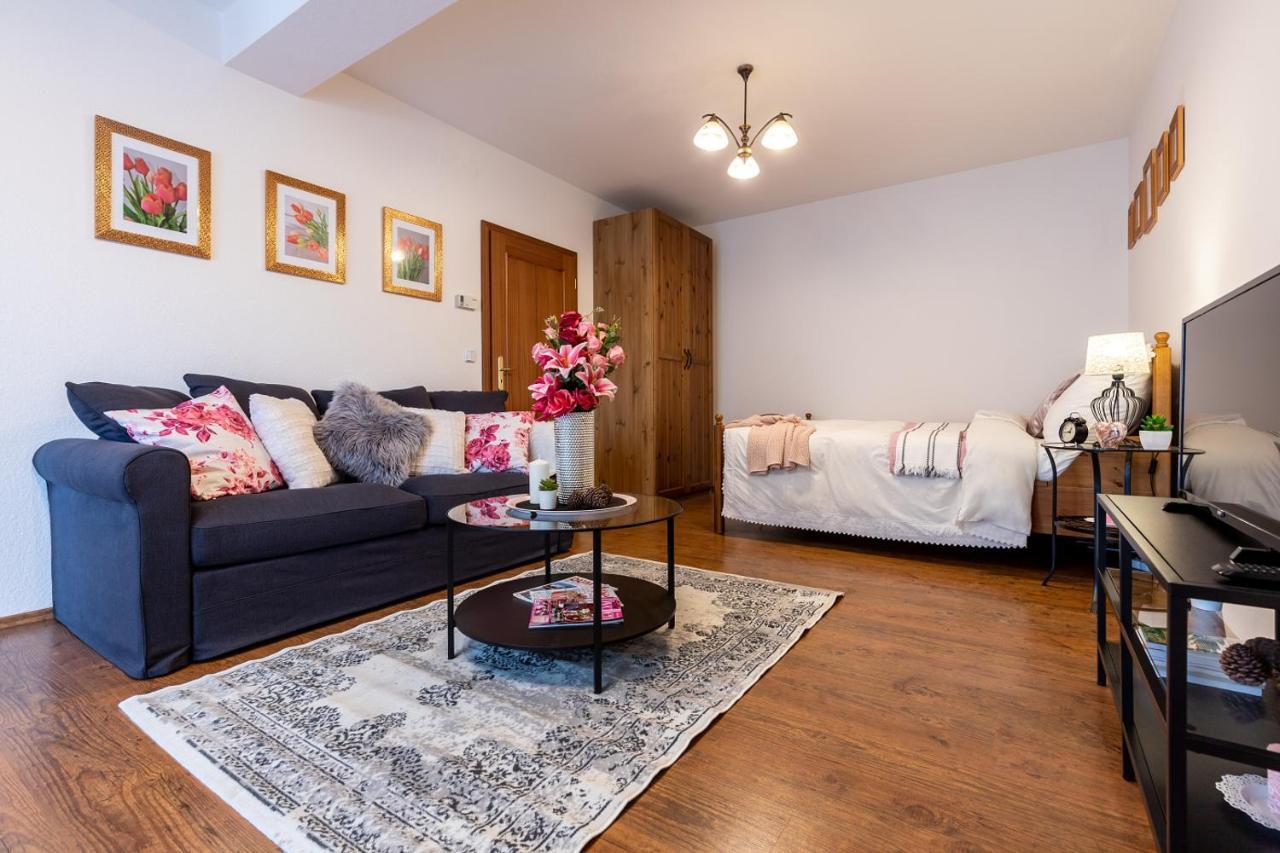 Apartman Dream V Mikulove - Jine Ubytovani Lednice Leilighet Eksteriør bilde